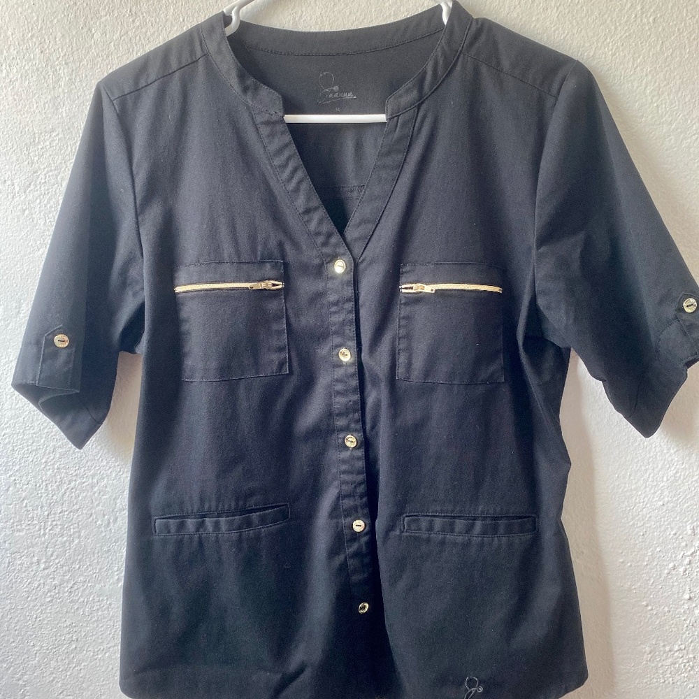 Jaanuu Scrub Top